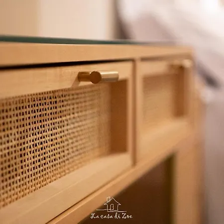 La Casa Di Zoe مانفريدونيا